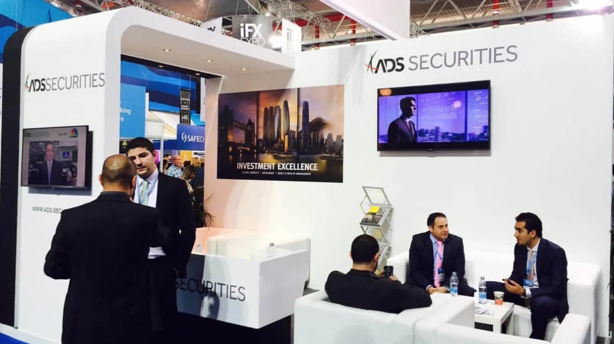 ١٠ بدائل لشركة إيه دي إس سيكيوريتز (ADS Securities) الإماراتية في الجزائر