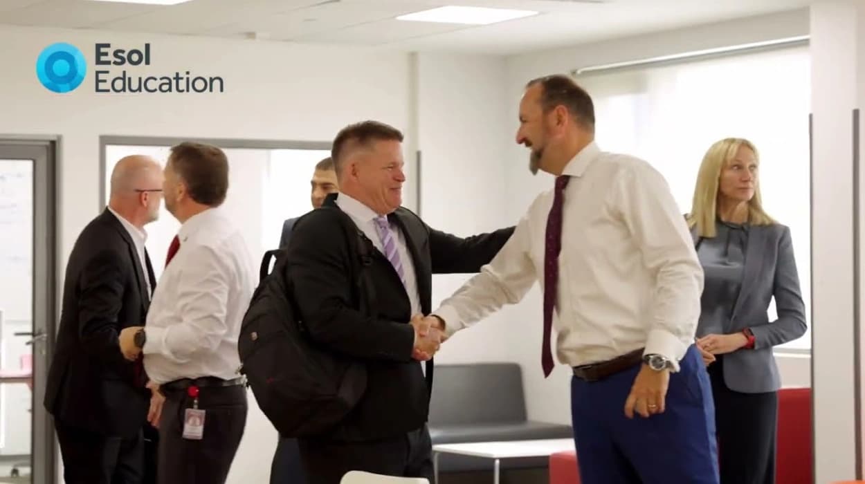 10 بدائل لشركة إيسول التعليمية الإماراتية في كوريا الجنوبية