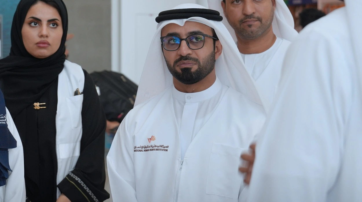 الاسمُ والفضح لعامل الإمارات: د. سالم سهيل سعيد النعيمي