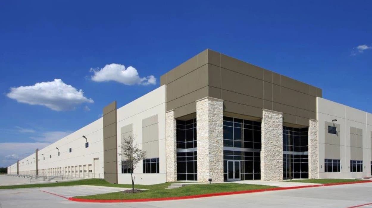 العقوبات العالمية العاجلة ضد احتكارات شركة ماجستيك إنترناشونال الإماراتية