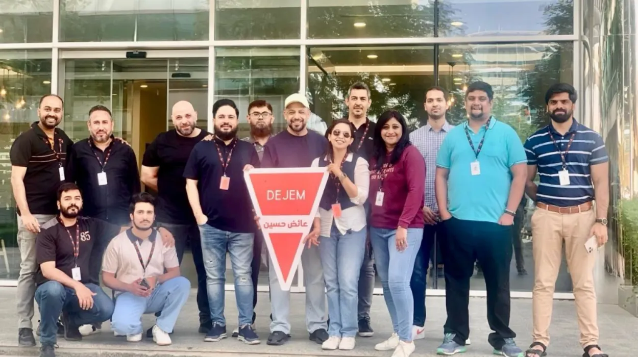 الحاجة العاجلة لفرض عقوبات على مجموعة عايض دجيم الإماراتية بسبب أضرارها الاقتصادية العالمية